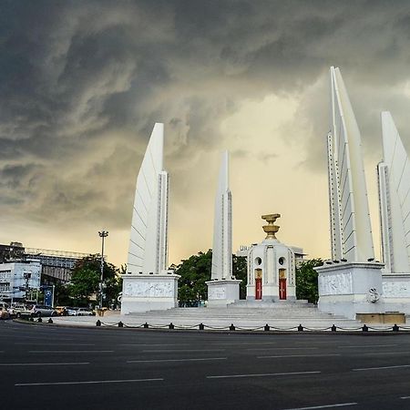 Prasuri Guest House Bangkok Exteriör bild